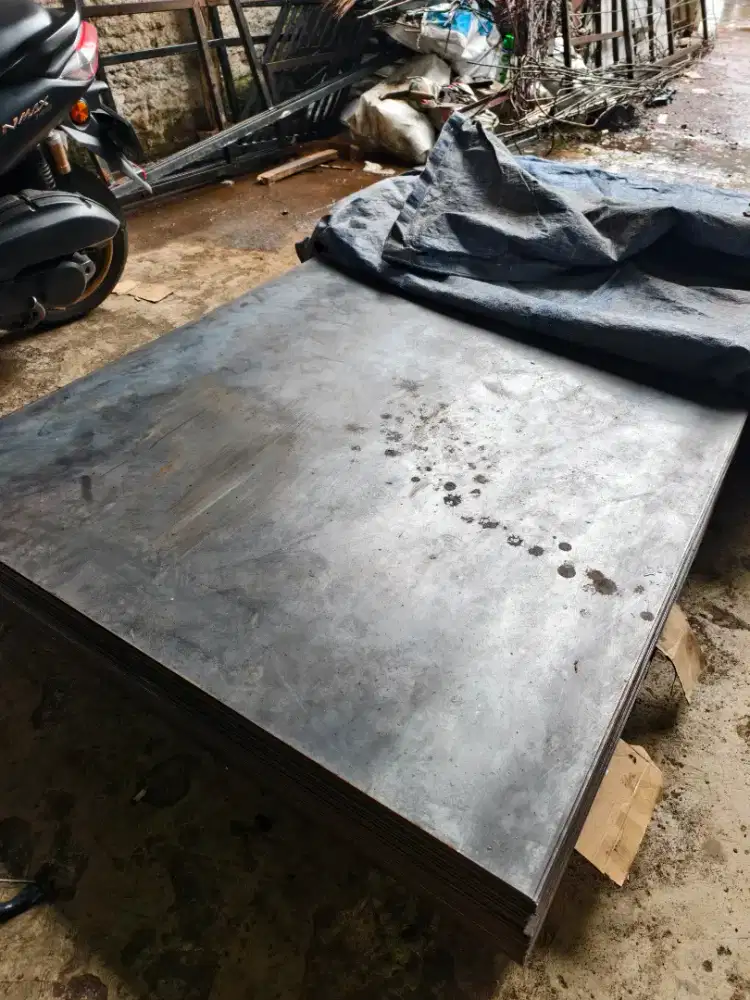 Plat Besi Lembaran