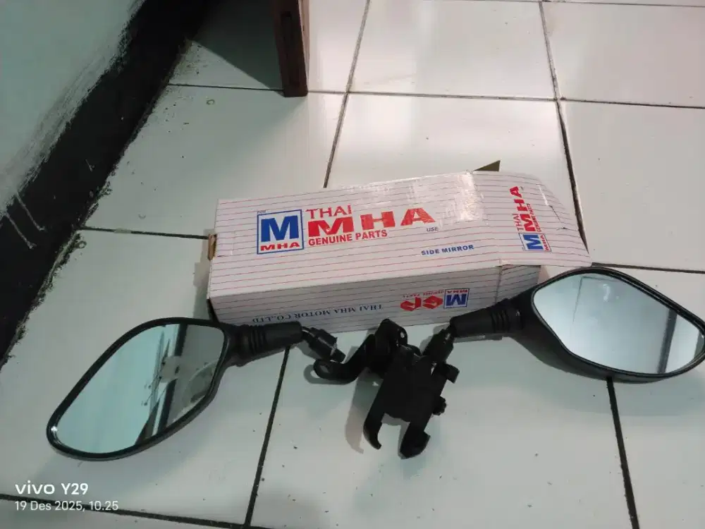 Di jual kaca spion click vario 125 ledold  juga bisa buat PCX 160