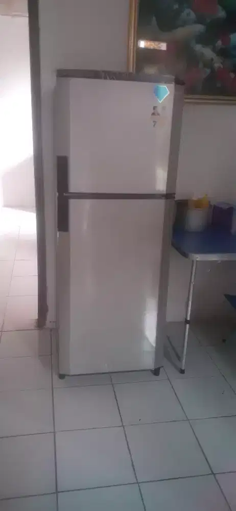 Dijual Kulkas 2 pintu