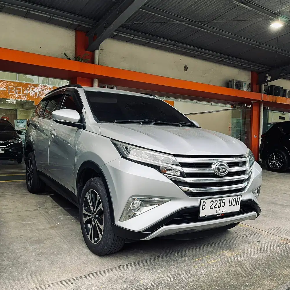 Daihatsu Terios R AT 2019 Silver - DP 17 JUTA