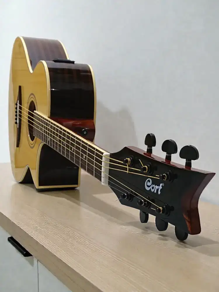 Gitar akustik elektrik Cort
