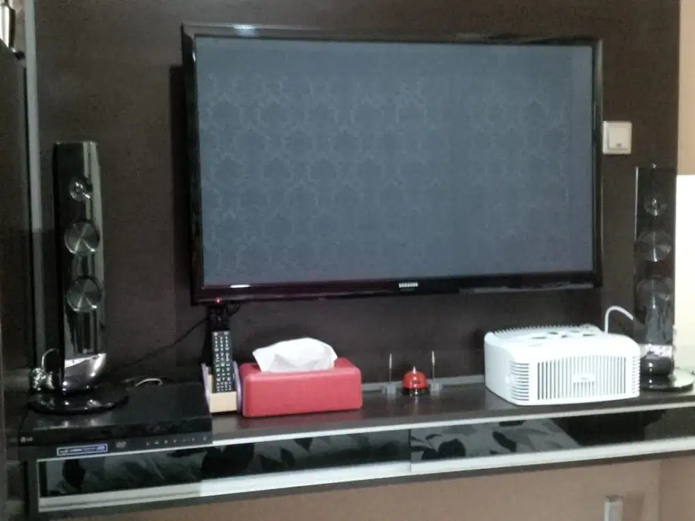 ready disewa unit apartemen green lake sunter,studio furnished,ac dan waterheater,luas 20,lantai rendah