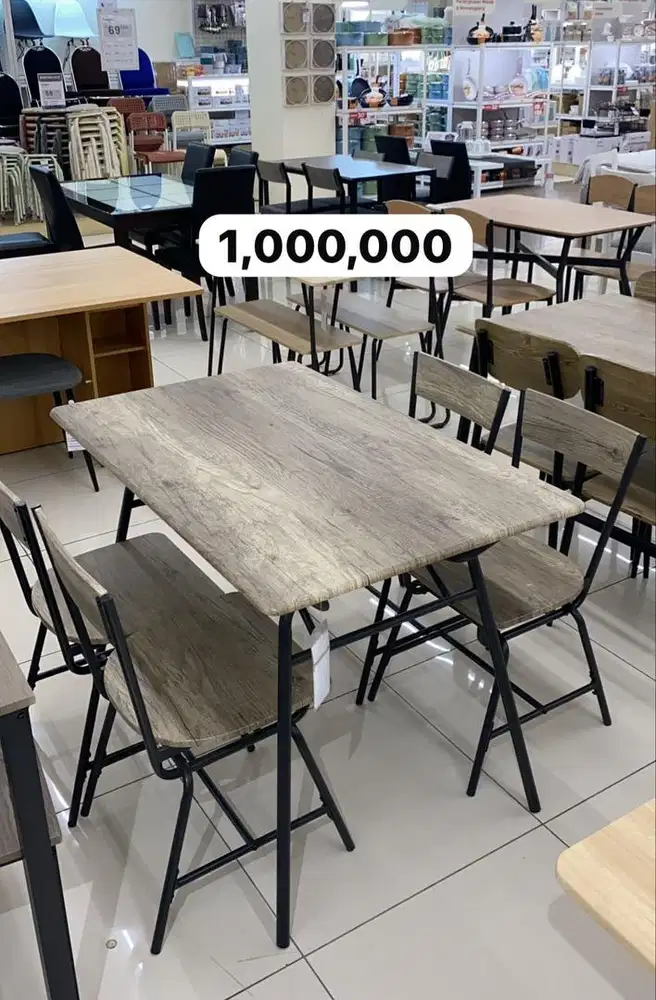 Promo angkat display meja makan