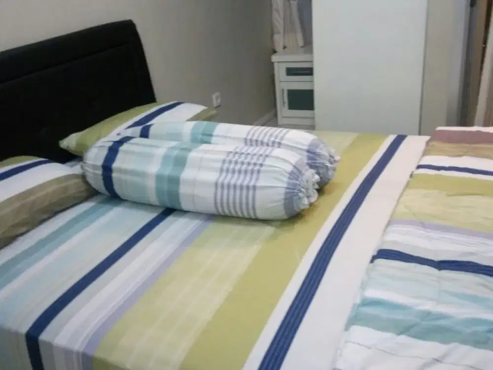 ready disewa unit apartemen green lake sunter,studio furnished,ac dan waterheater,luas 20,lantai rendah
