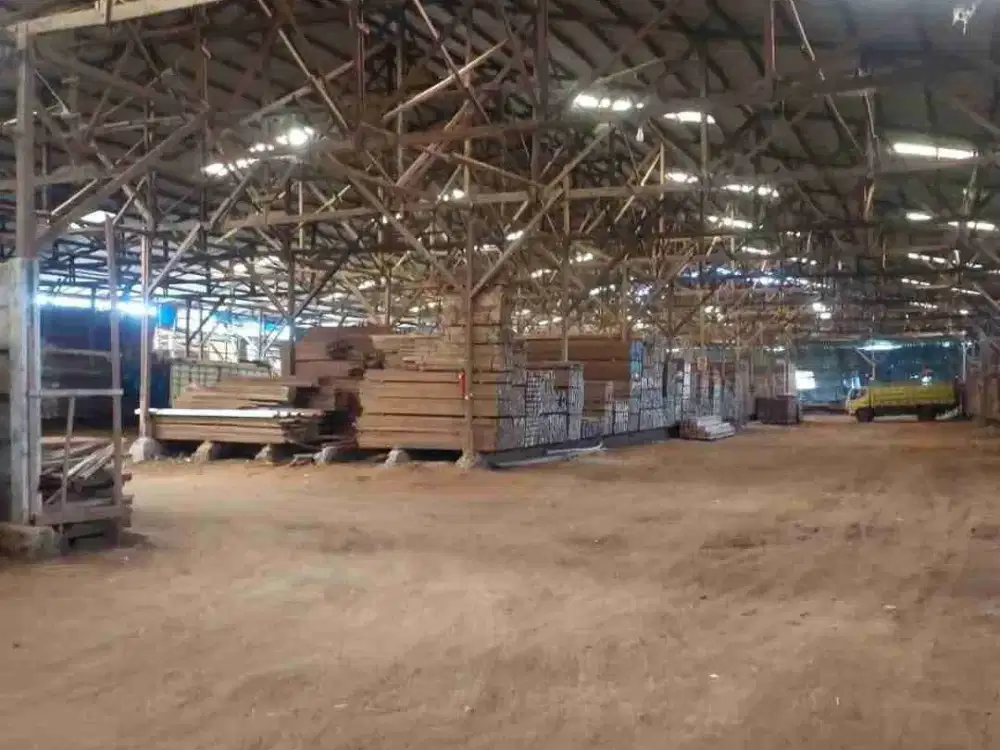 Dijual Cepat Tanah Bonus Gudang Strategis di Parung Akses tol Kayumanis Bogor