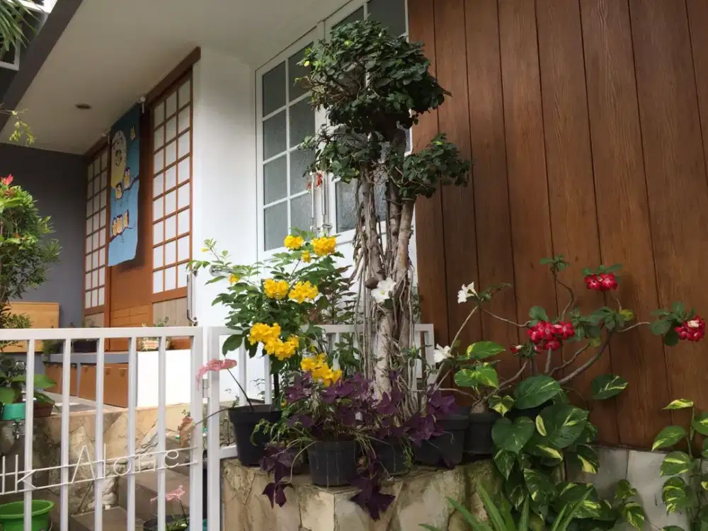 Rumah Bagus di Cluster Kebayoran Residence Bintaro Jaya Sektor 7 Semi Furnish