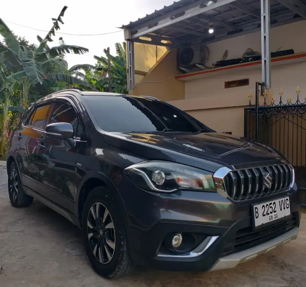 SUZUKI S-CROSS 2018 1.5 MATIC ( SIAP PAKAI SAJA ) .