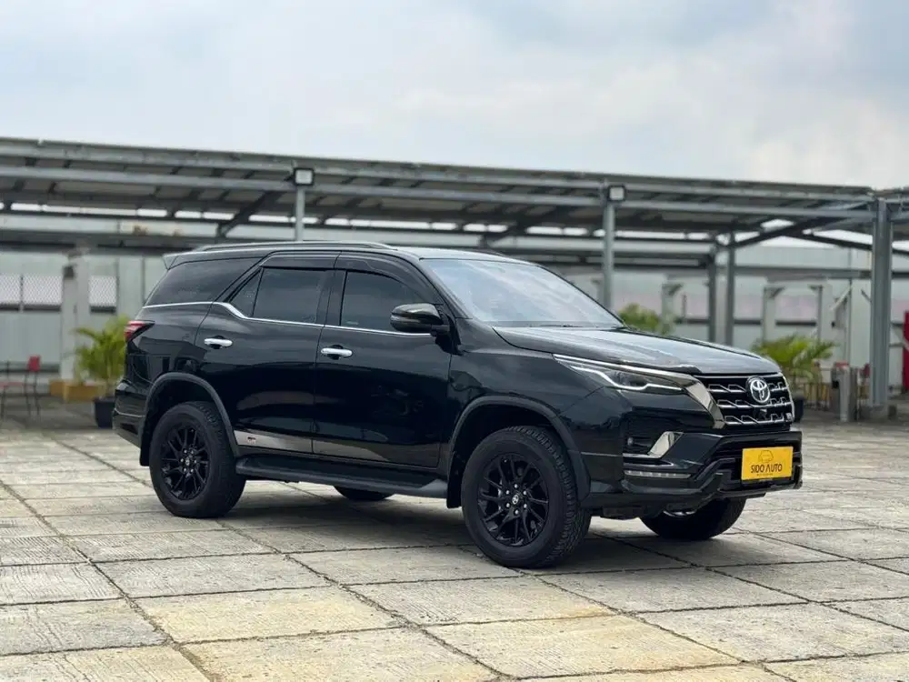 LOW KM! Fortuner VRZ GR 2.8 2023