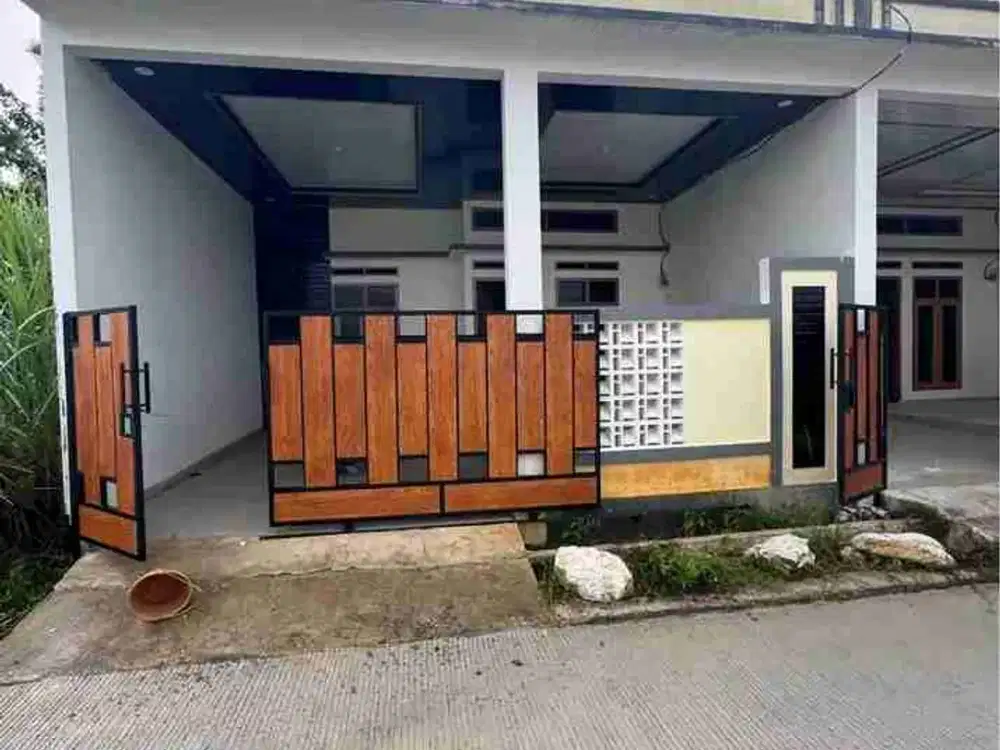 OVER KREDIT RUMAH SIAP HUNI, DI CIANTRA, CIKARANG SELATAN. PLAVON TERAS & RUANG TAMUPVC, SUDAH ADA PAGAR,TORN & PDAM