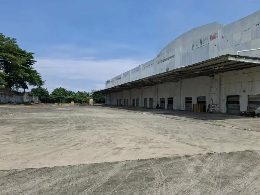 Gudang ex pabrik 2 ha disewakan 1.3 M perbulan  di Cikarang