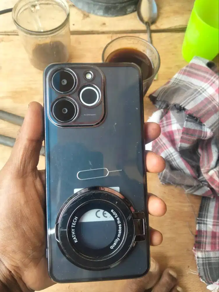 Realmi not 70 ram 4+8/64