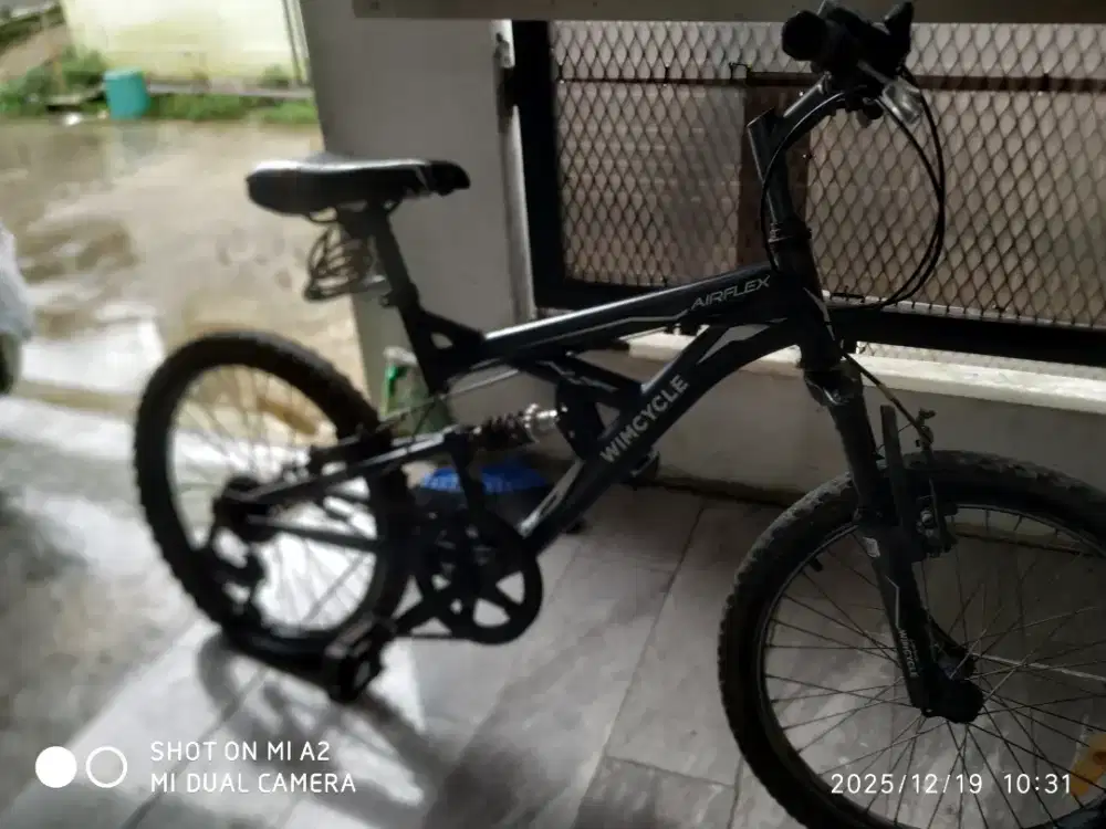 Sepeda wimcycle
