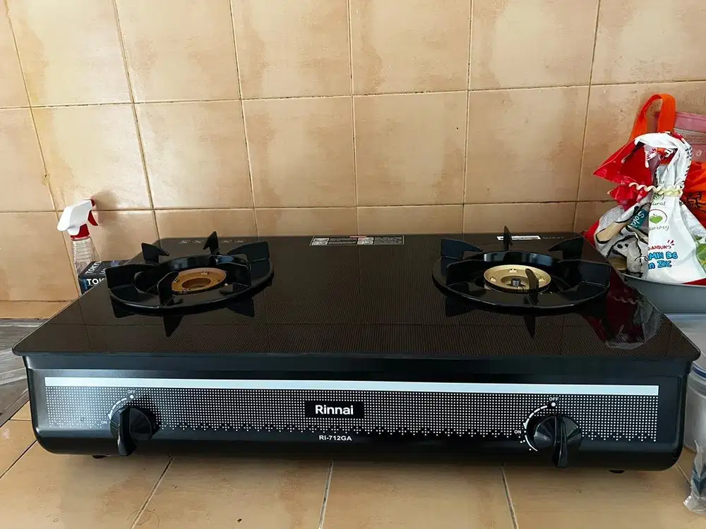 Rinnai RI-712GA Kompor 2 Tungku | Kondisi Baru (Baru Unboxing)