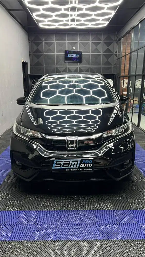 HONDA JAZZ RS 2018 HITAM AT ASLI BALI