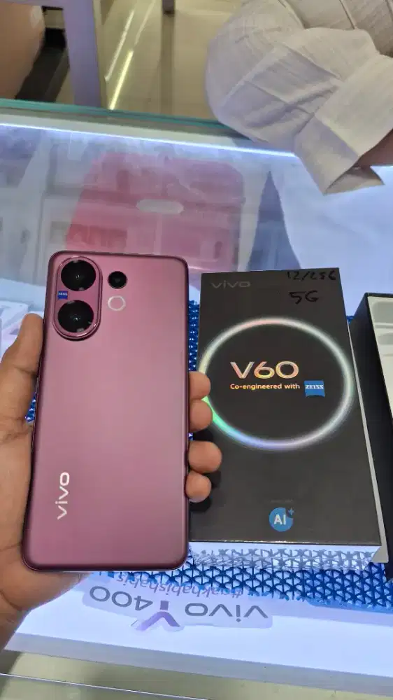 NEW VIVO V60 12/256 ZEISS TELEPHOTO CAMERA. SEGEL GARANSI RESMI 1 TH