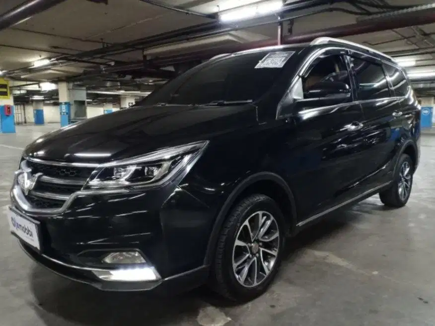 DP RENDAH - Wuling Cortez 1.8 L Lux Bensin-MT 2018 JUK