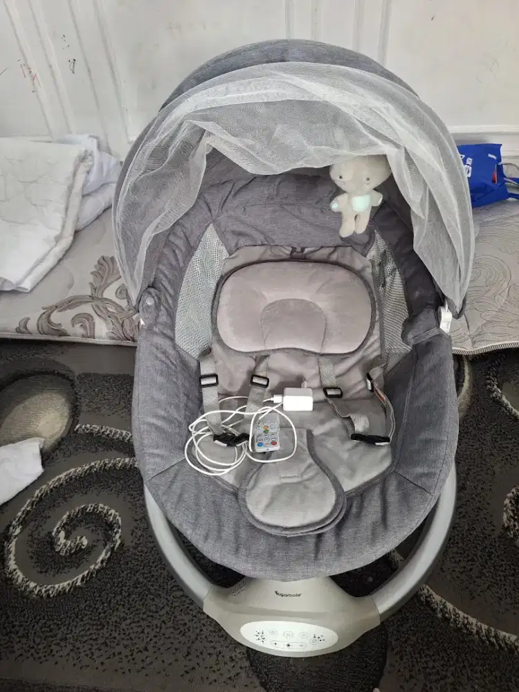 Dijual baby automatic bouncer
