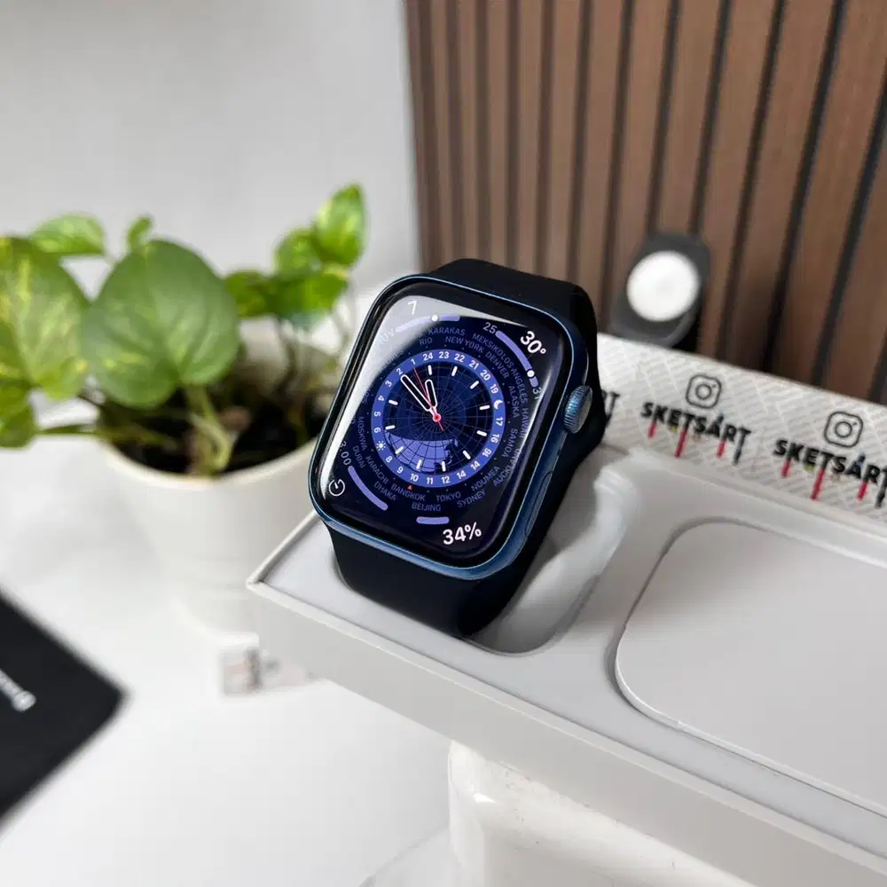 Apple Watch Series 7 45mm Blue iwatch Battery Health 81%