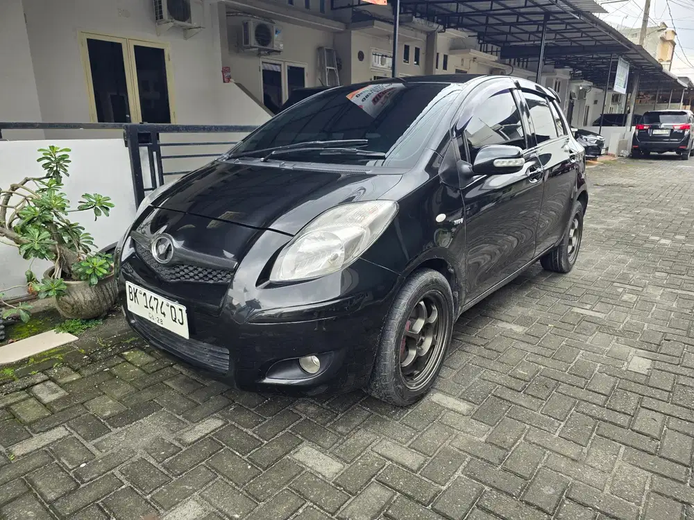 Toyota Yaris 2010 Bensin