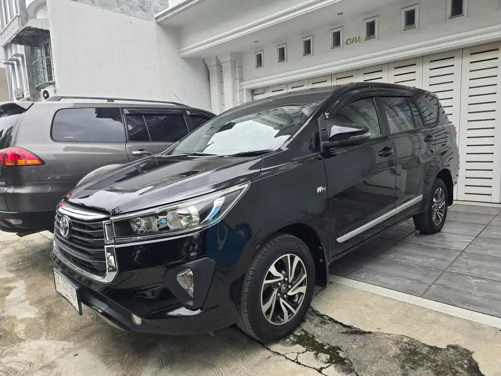 Toyota Kijang Innova 2022 Bensin