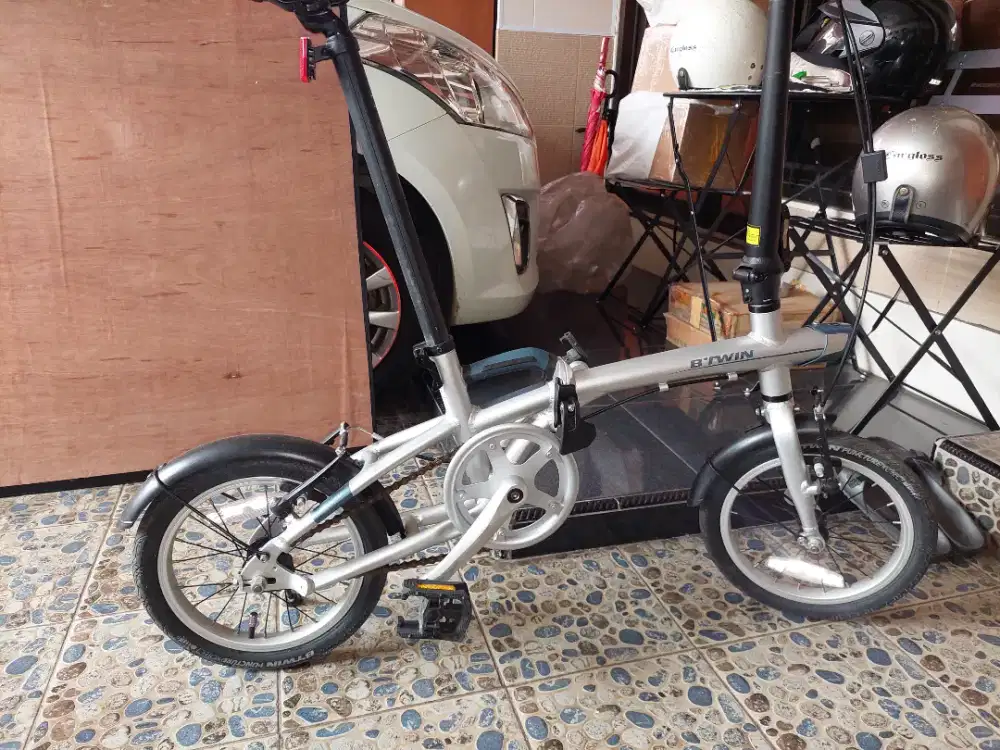 Sepeda lipat 14 inch Btwin Tilt 500 xs