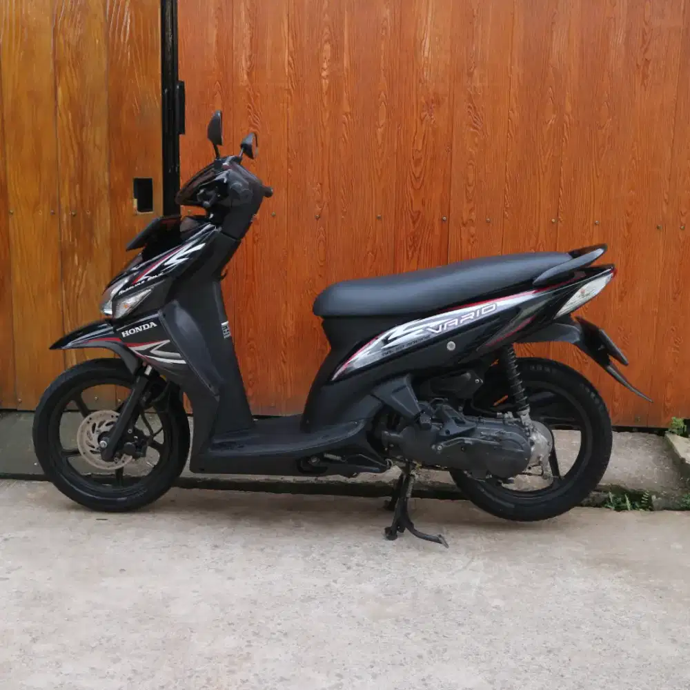VARIO 110 CW 2013 SURAT LENGKAP PAJAK AKTIF MESIN HALUS SIAP PAKE