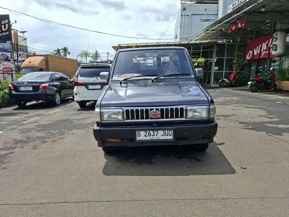 Kijang Super KF 42 Short Manual 1996