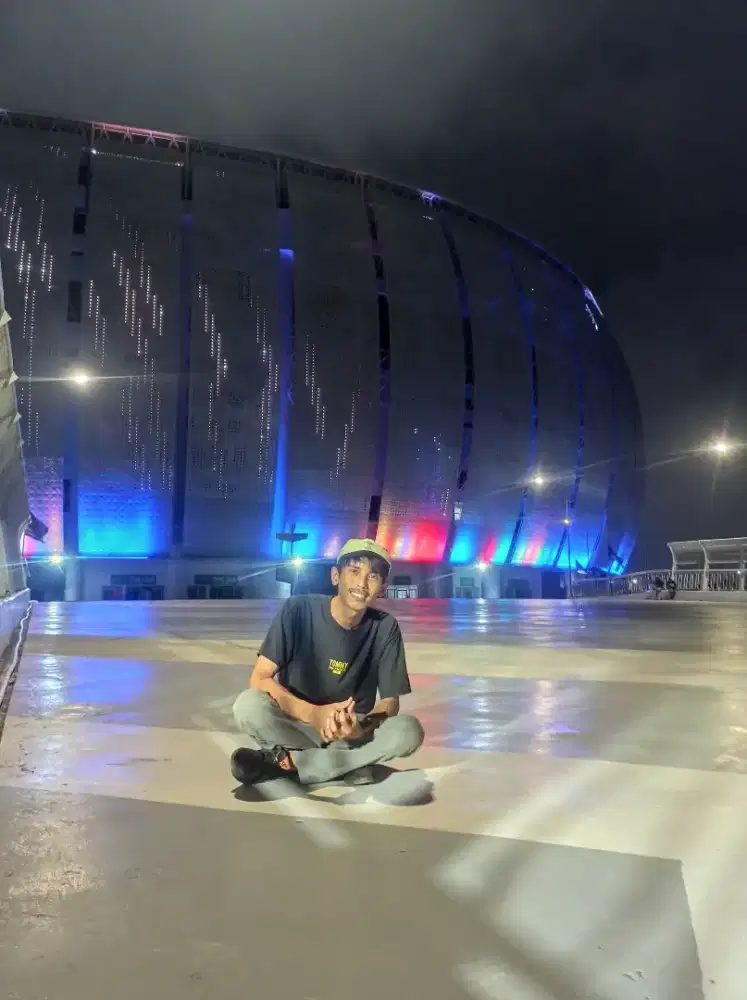 Mencari pekerjaan, siap di tempatkan  dimana saja