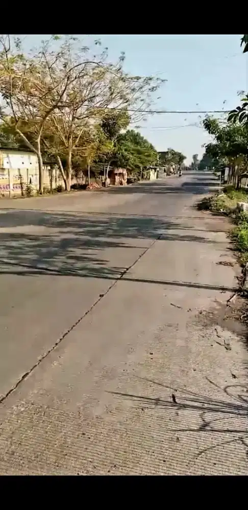 Tanah Zona Industri Poros Jalan Raya Domas Mojokerto