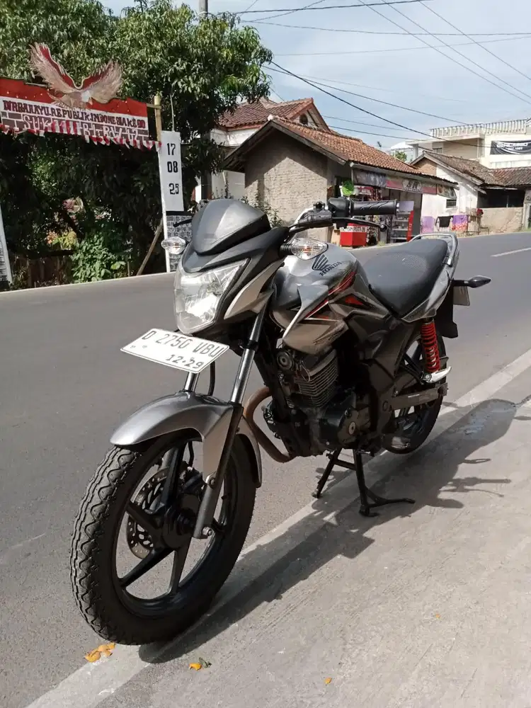 Honda Verza 150 cw siap antar