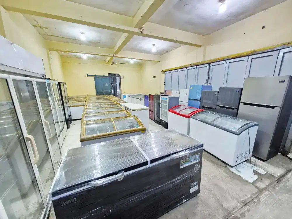 READY KULKAS FREEZER SHOWCASE