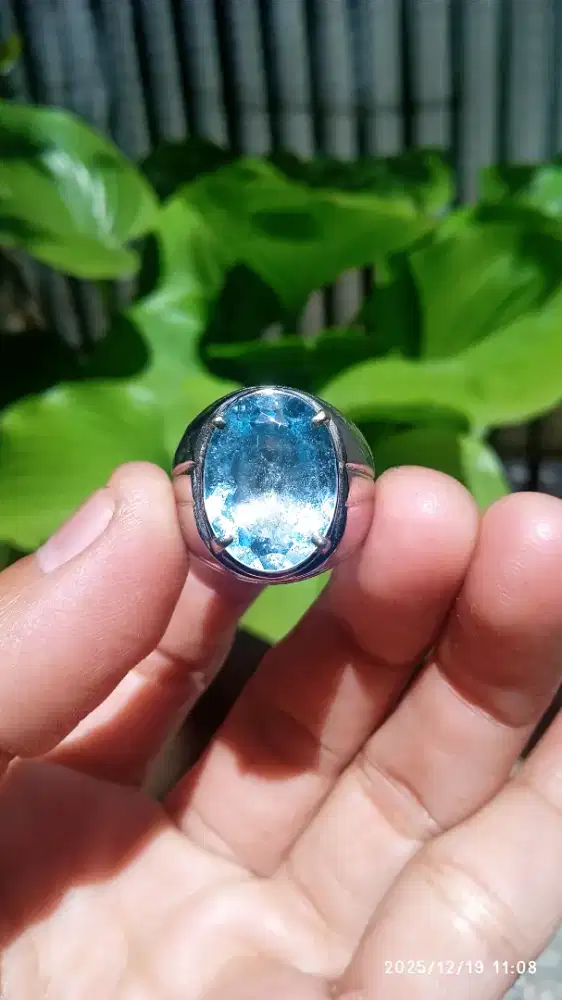 BLUE TOPAZ NATURAL JUMBO