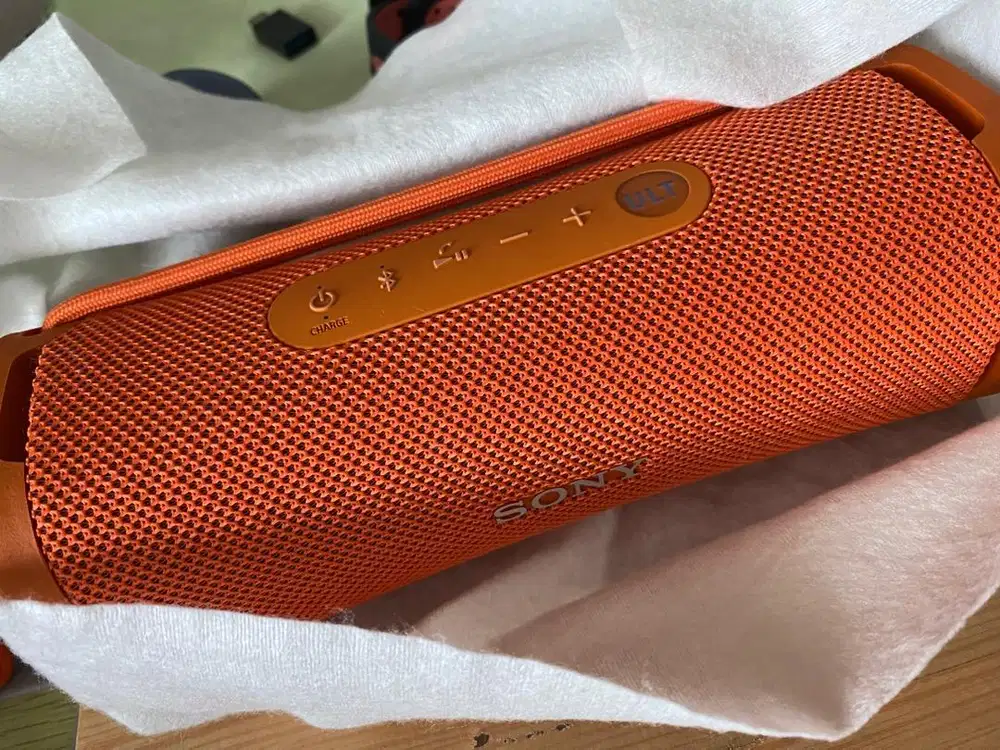 SONY ULT 1. Bluetooth Speaker