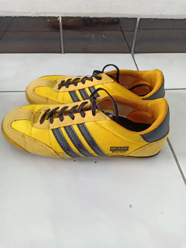 sepatu addidas dragon