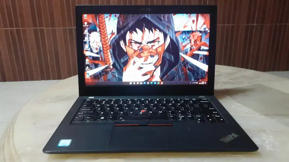 Thinkpad Lenovo X280 core i5 Ram 8GB ssd nvme 512GB Backlight GEN 8