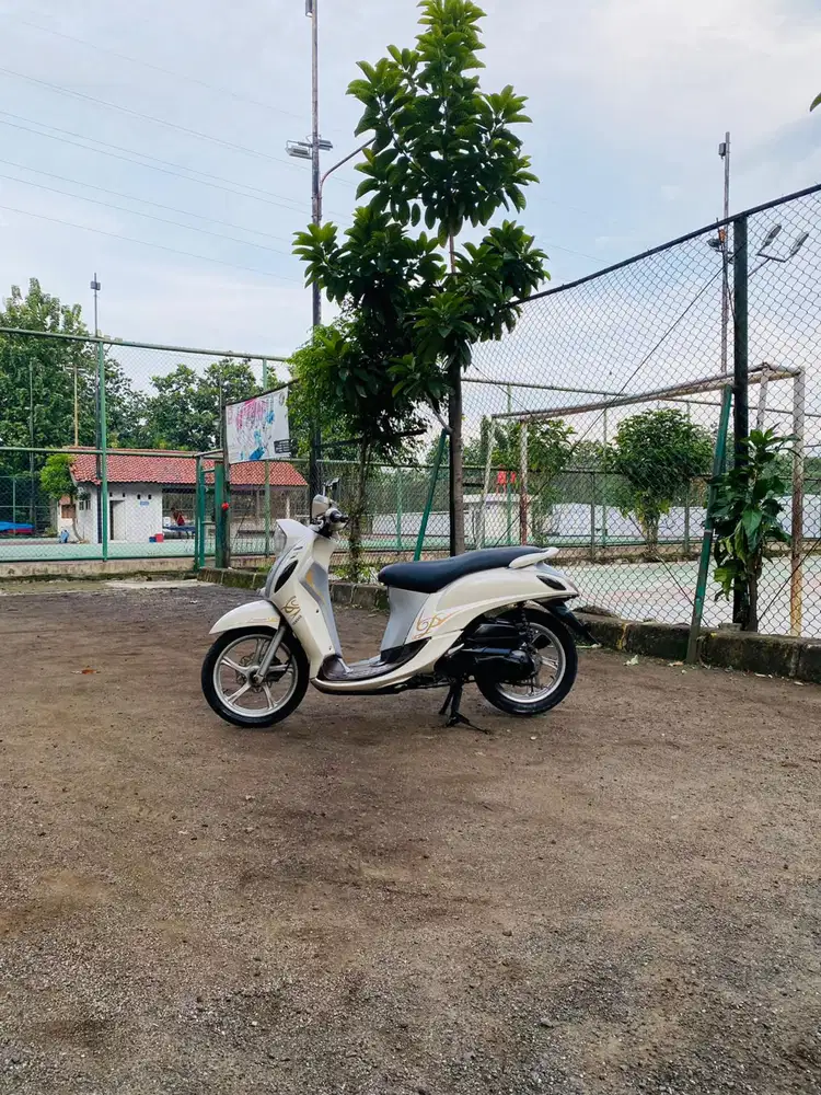 Yamaha Fino premium 125cc Bluecore Fi Tahun 2017