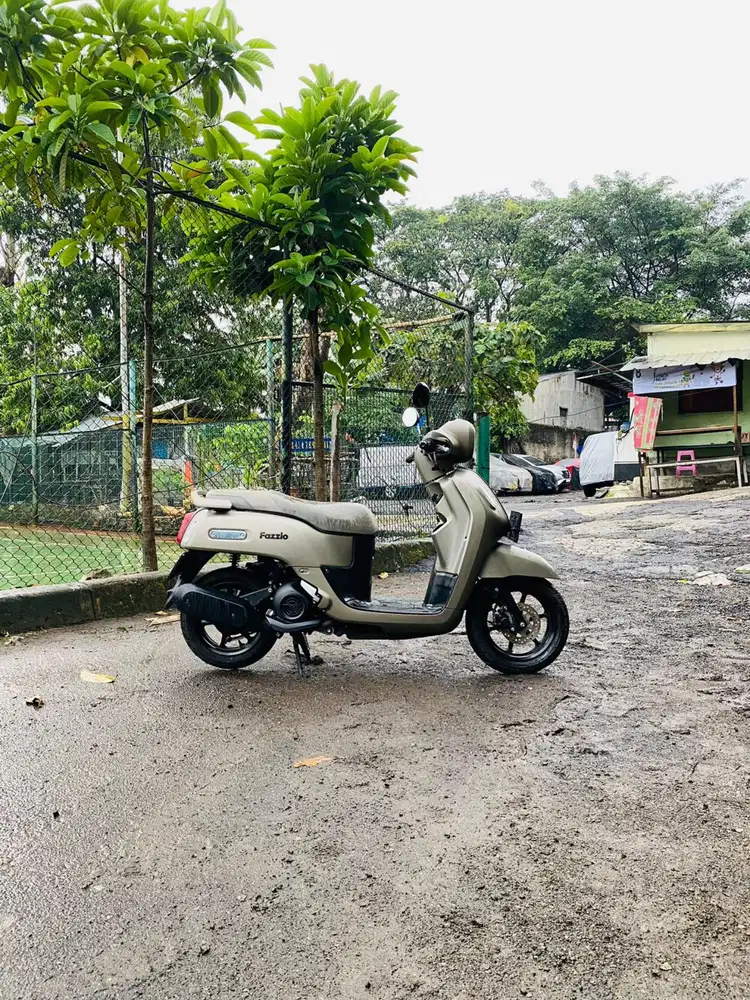 Yamaha All New Fazzio Lux 125cc Titanium Hybrid Aks SSS Tahun 2025