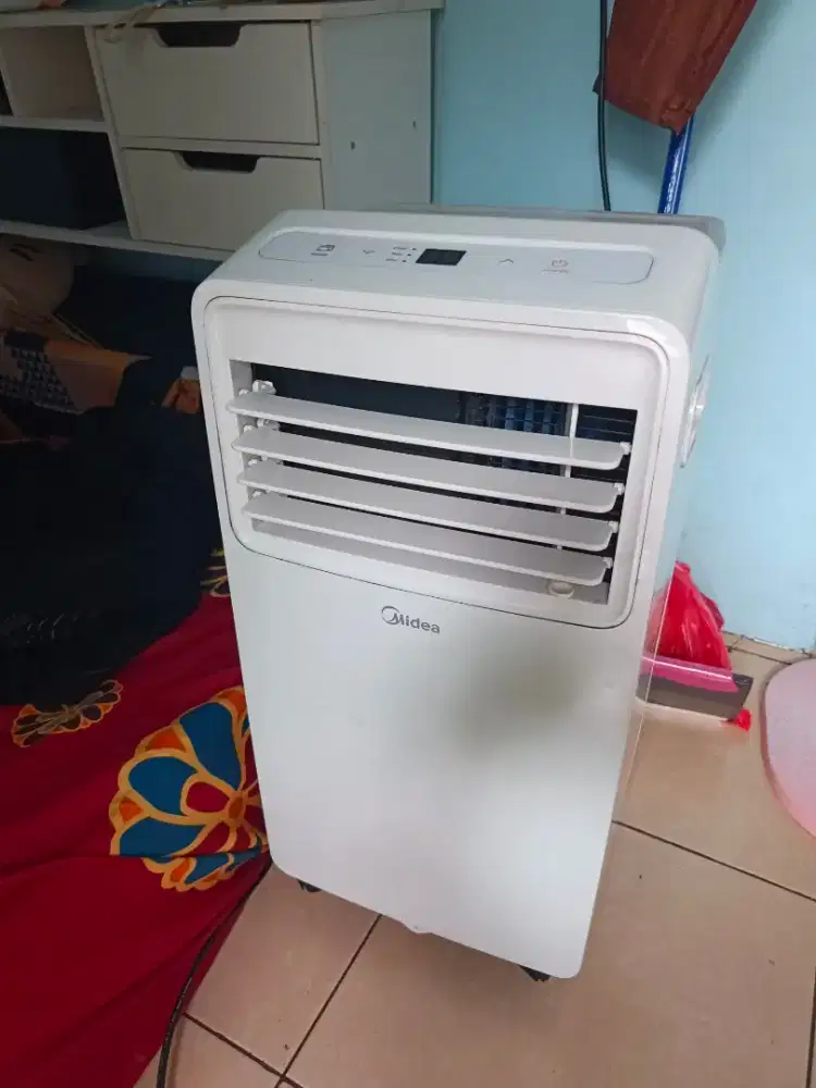 AC Portable Midea Setengah PK