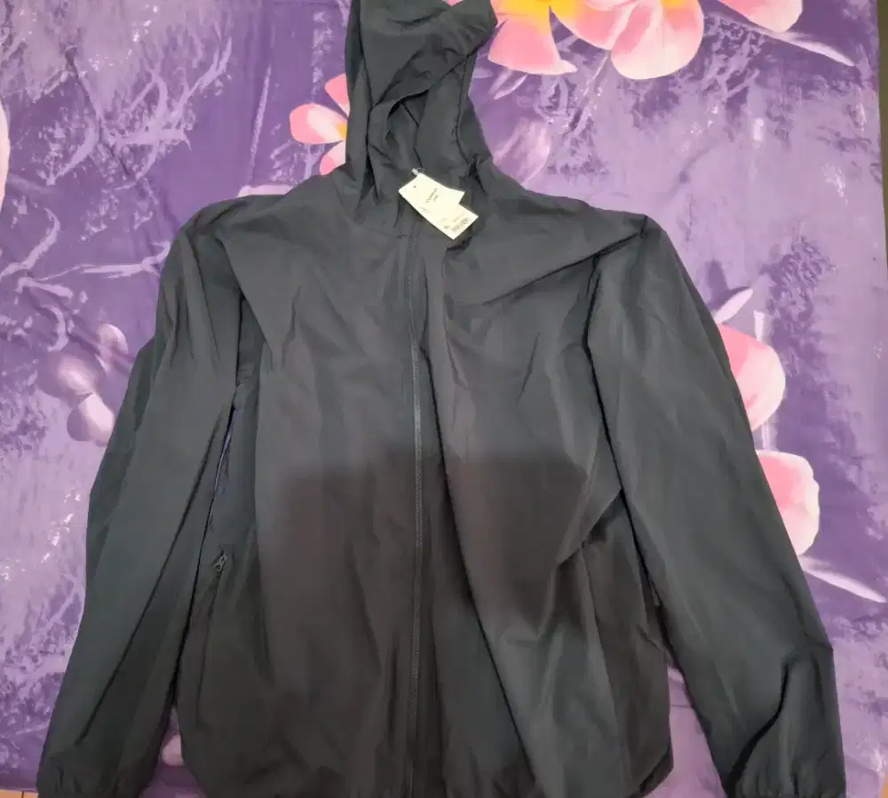 Jaket parka saku uniqlo