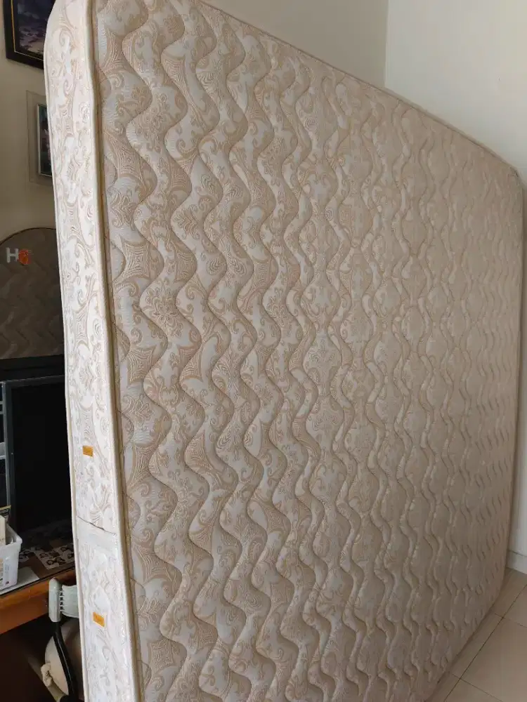 Kasur springbed ukuran 200*200