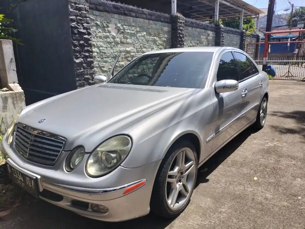 DIJUAL MOBIL MERCY THN 2003