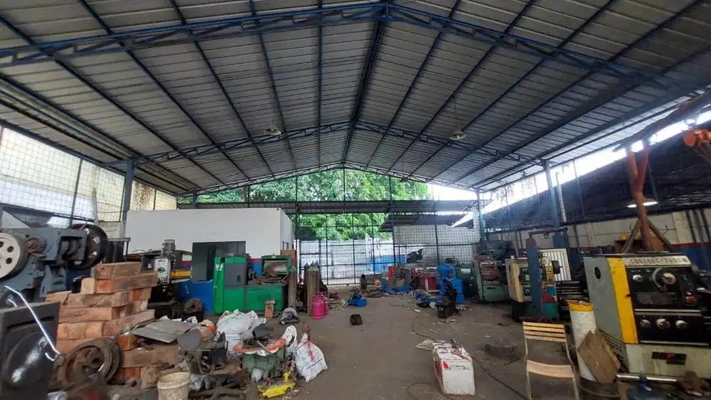 Gudang / Workshop 350m² Pinggir Jalan – Cikokol Tangerang