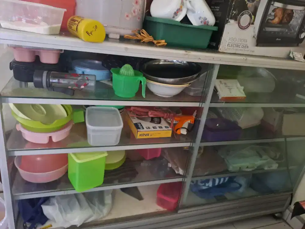 etalase almunium panjang 1,5 m