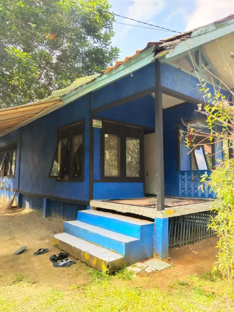 Dijual Rumah Pribadi dan Tanah 424 m2 di Cireunghas