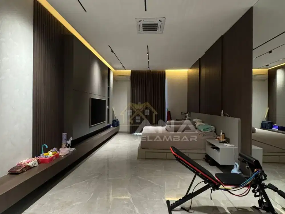 ANA RUMAH SEMI FURNISHED SEMI BARU UK LT.258M DI JELAMBAR ra