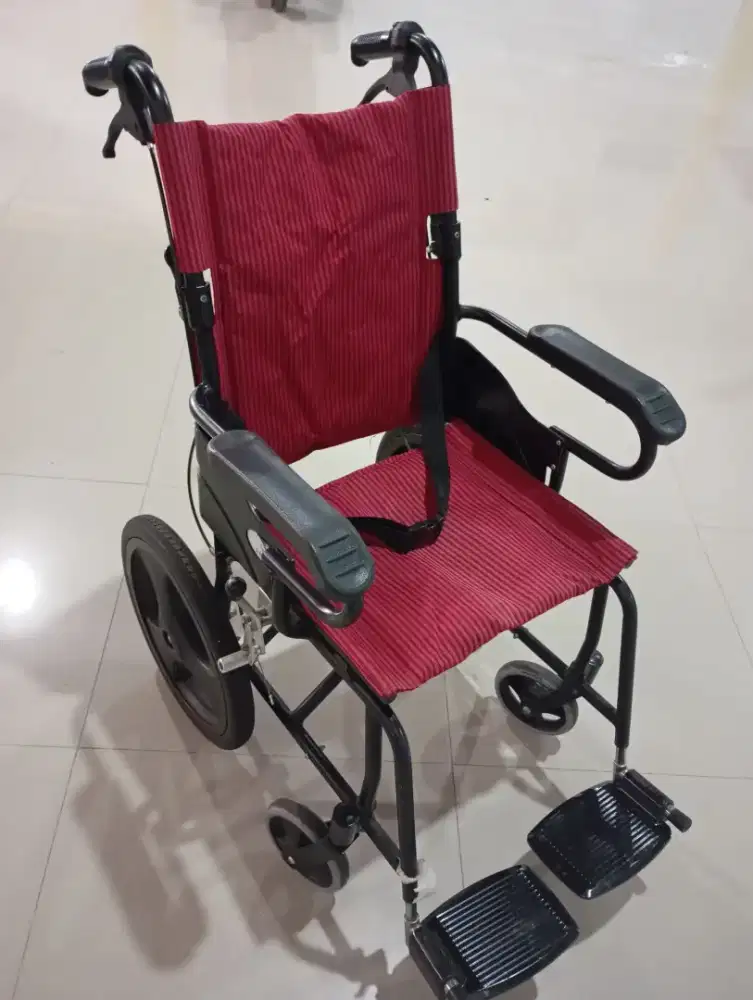 JUAL KURSI RODA TRAVEL MERK SELA