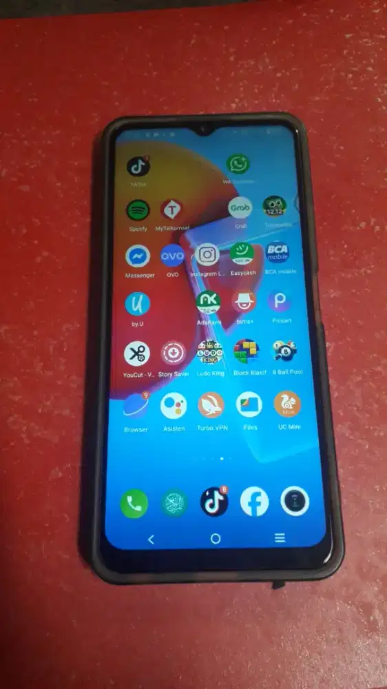 Vivo y51 ram 8/128 kelengkapan hp charger