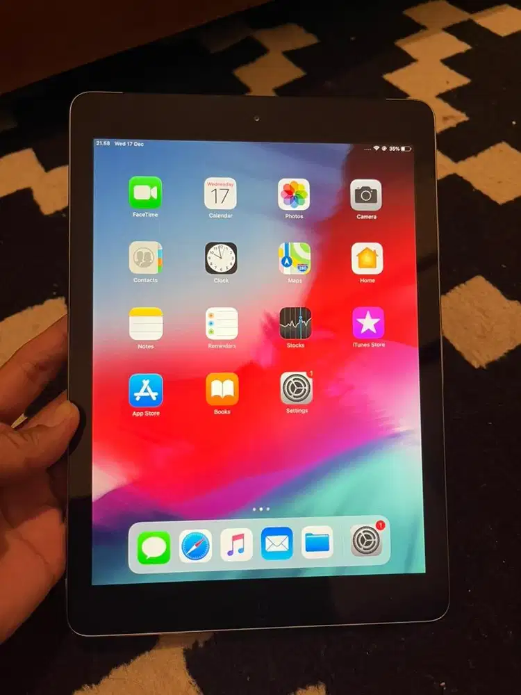 iPad Air 1 128gb wi-fi only mulus banget unit only NETT