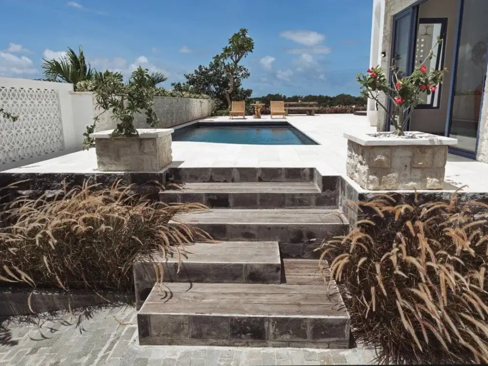 BEACHFRONT VILLA NUSA DUA