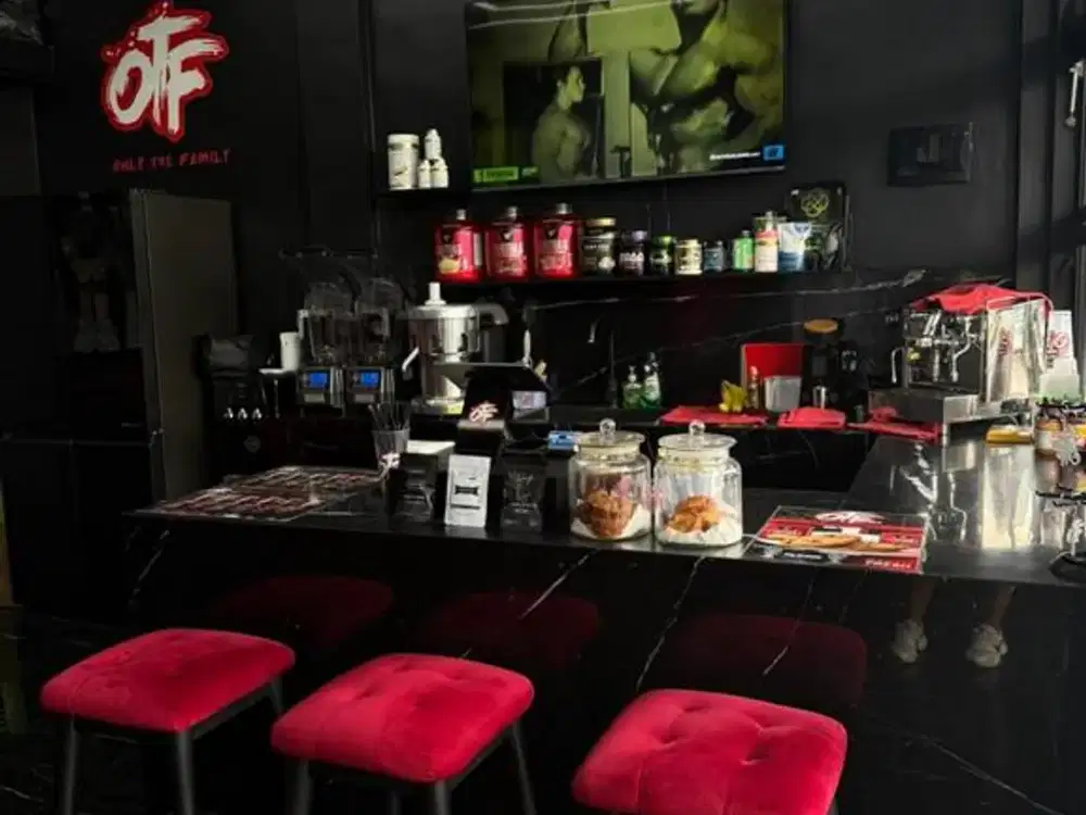 High Traffic Overcontract Shop For Rent In Pererenan